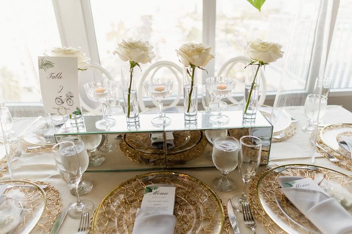 tropical elegant with roses garden style