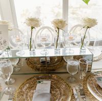 tropical elegant with roses garden style