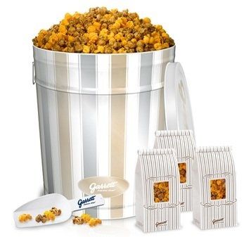 What kind of candy are you using in your favors?
