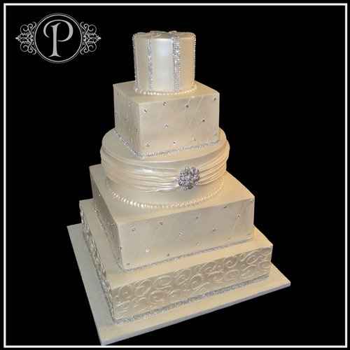 Fondant/Buttercreme/top layer!!!