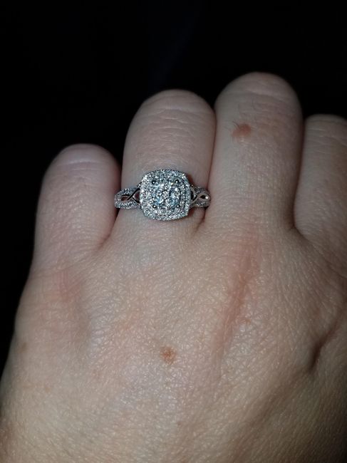 i want to see your engagement rings! 11