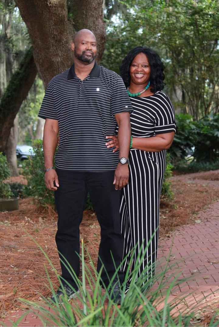 Favorite engagement pictures! - 1