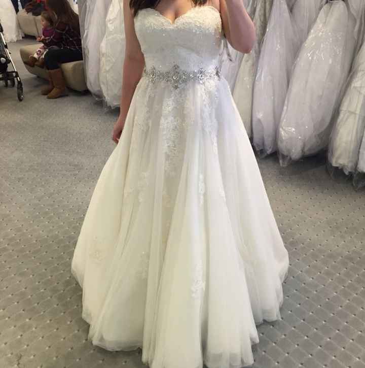 I LOVE my dress!!! Anyone wana share theirs? I'll show you mine!? LOL