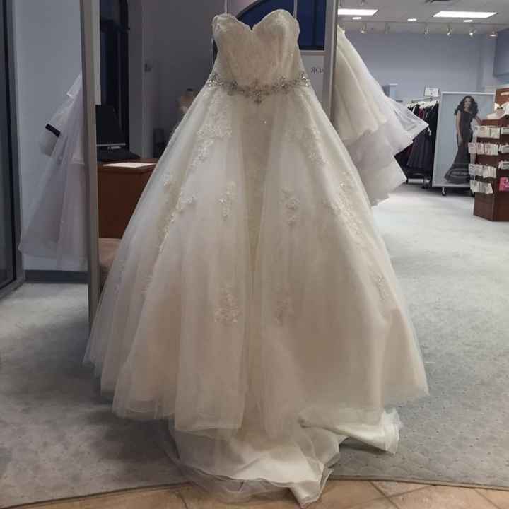 To wear White or not to wear white???