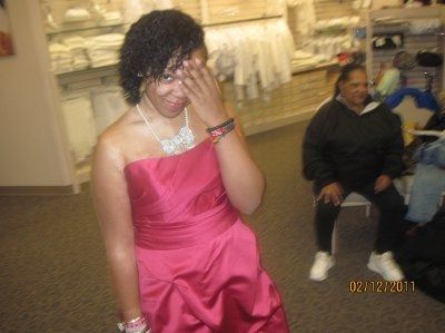 Dress shopping with my bridal party/ 105 days till the big day