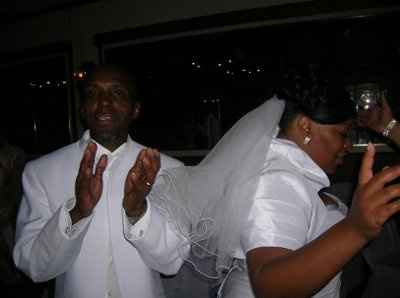 I did it, I did it. I got married!!! more pics
