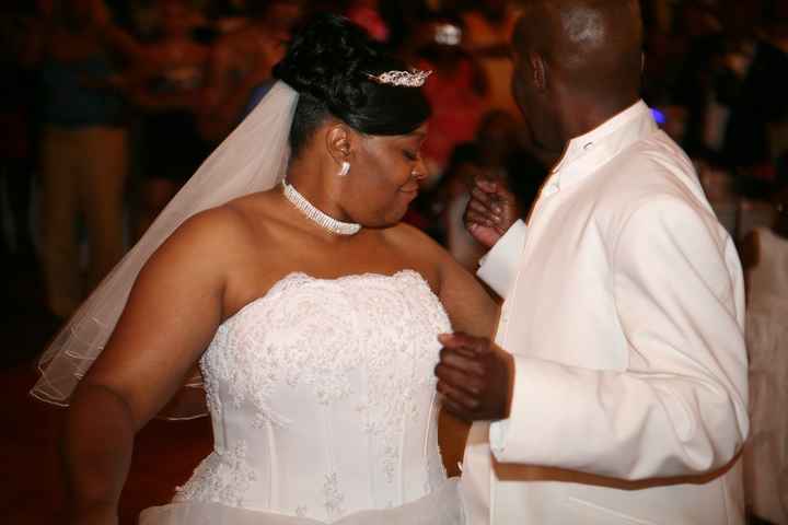 WW Wedding Flashbacks! Share your pics, vets! ;) *PICS*