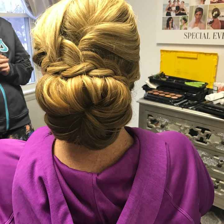 Let's see your wedding hair!