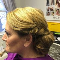 Let's see your wedding hair!