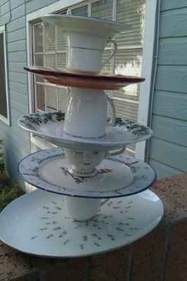 Wedding cakes* I wanna see pics!