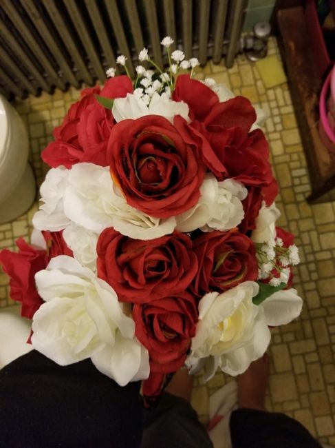 What color flowers will go with my dress?!