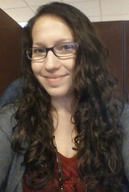 Where are the curly haired ladies? What did you/ what are you doing with your hair!?