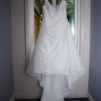 Venus wedding dress
