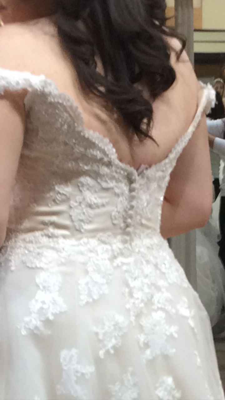  Ivory vs ivory over a light gold - 3