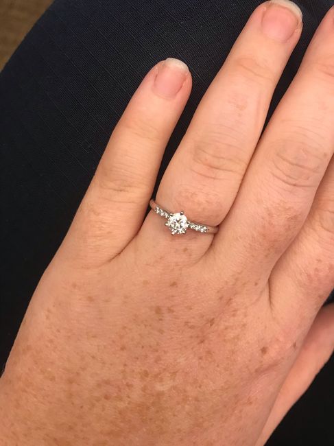 i want to see your engagement rings! 9