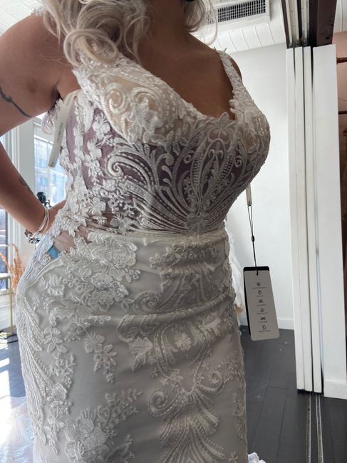 i need advise... Big boob and how to wear this dress! 3