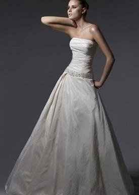 Show off your dress's ladies.