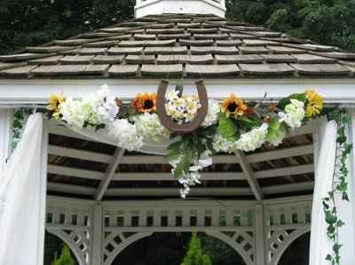 Decorating a not so beautiful Gazebo