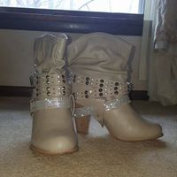 Some Wedding photos! (Feel free to use as inspiration)