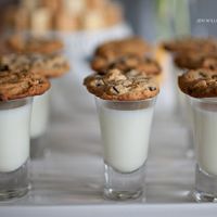 Candy bar, or other fun, food bar --whose doing one? Whatcha doing?