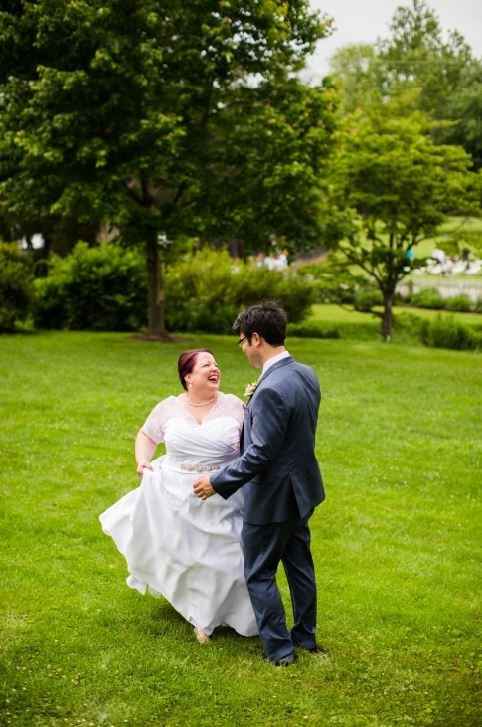 May I see your wedding portraits? (For those who are already married)