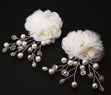 Can was have a flash on hair accessories?!
