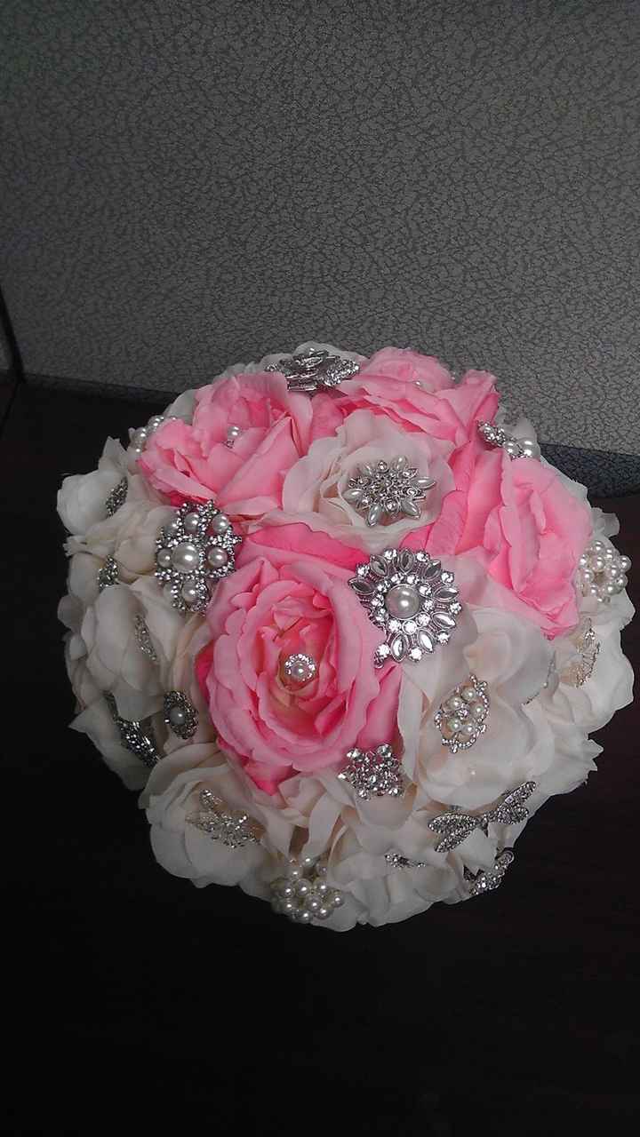 DIY brides! My brooch bouquet (updated) ***PICS***