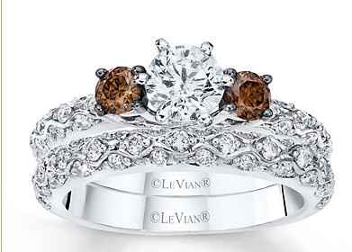 Show them off! Wedding sets