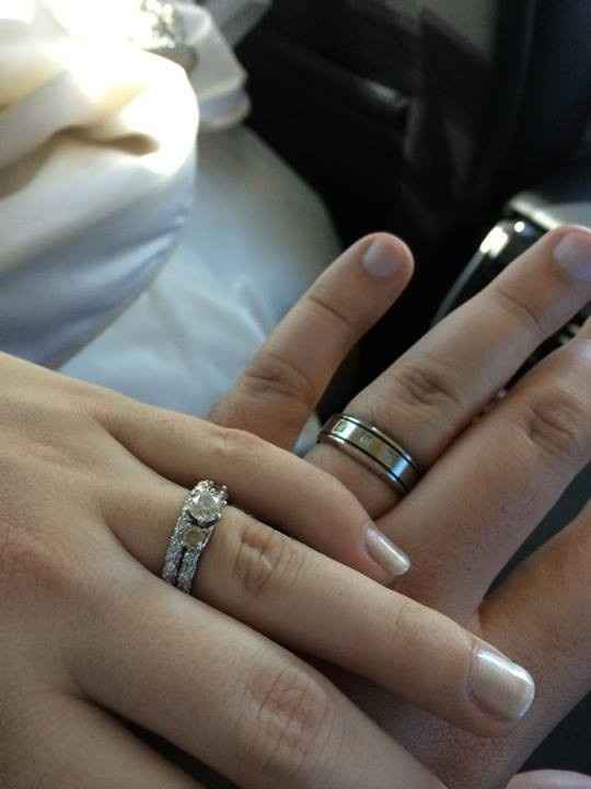 Im back and married!