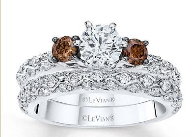 Show them off! Wedding sets