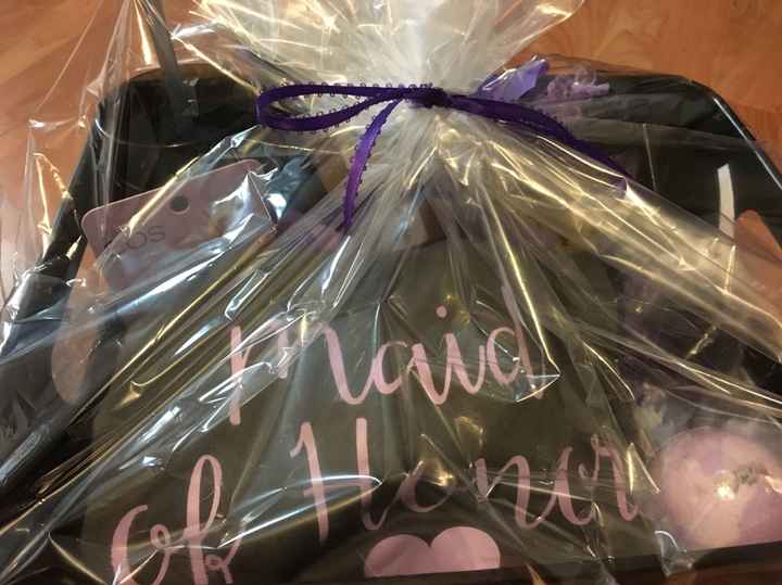 My first wedding DIY - Bridesmaids Proposal Baskets!