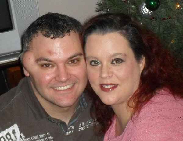 Hi ladies! New here! Hoping to find some friends and fellow brides!