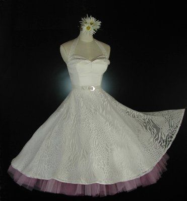 Dress Help!!!! I have to make a change!! (PICS)