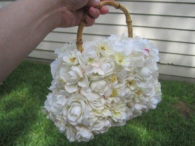 Flower girl's petals