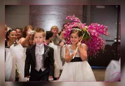 What about the FG's holding bouquets?