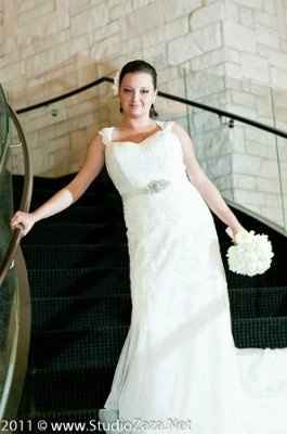 Lets see all the lace dresses!