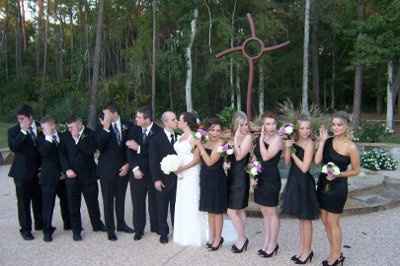 This Bish is back and officially hitched!  Whoop! *pics*