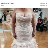 Help... How can i find this dress! - 3