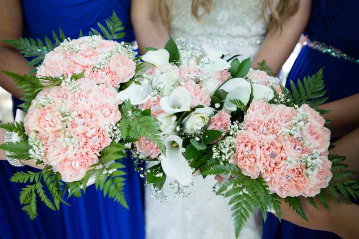 Babys breath boquets.