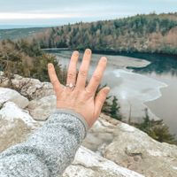 Brides of 2022! Show us your ring! - 1