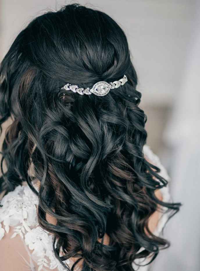 Curly haired girls - how are you styling your wedding hair?