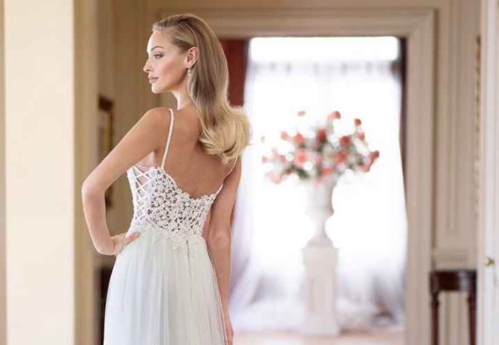 Back of dress doesn’t look as advertised? - 1