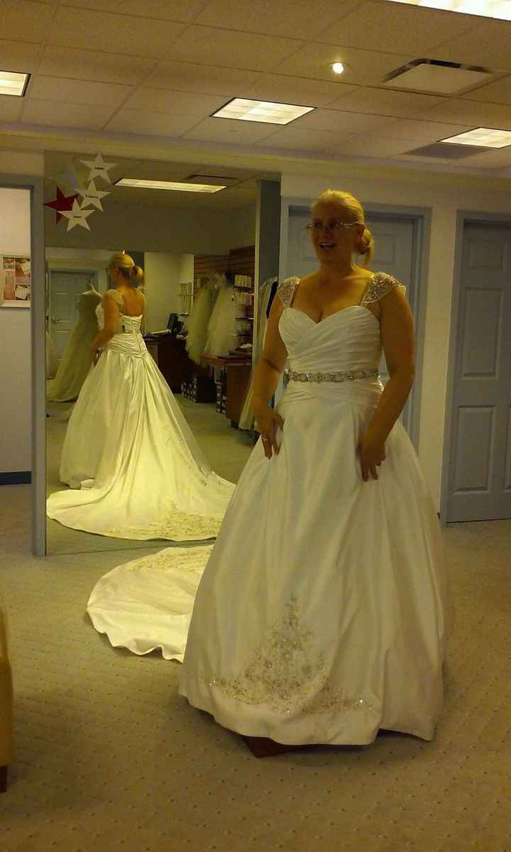 Woohoo!!  Dress is done!!