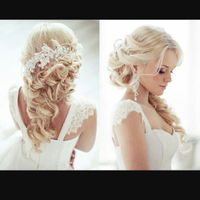 Long Haired Ladies-- Who's doing an updo?