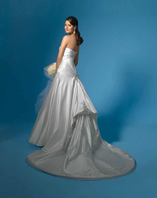 Show me your wedding dress!!!