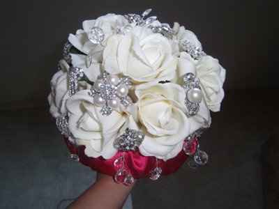 Any DIY brooch bouquets,  If so, let's  See....
