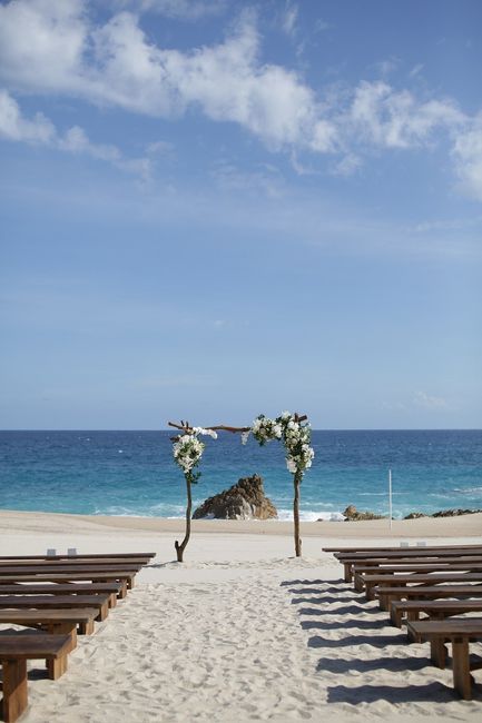Ideas for ceremony seating on the beach for 200 people 2