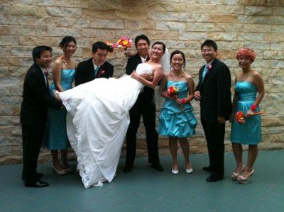 Haha, just gotta share these funny wedding pics