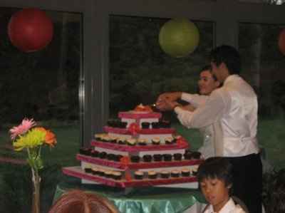 Back and married!  Had the most perfect wedding day.....(TONS of pictures)