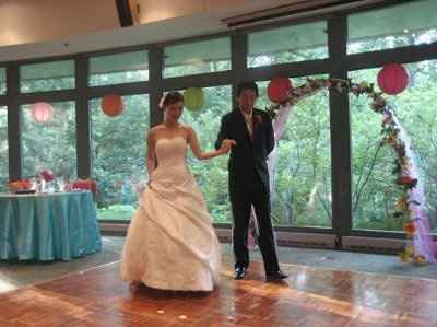 Back and married!  Had the most perfect wedding day.....(TONS of pictures)